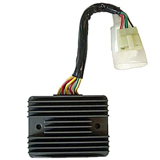 Regulador Japonés Sh689-Fa - 12V - Trifase - Cc - - 04175934