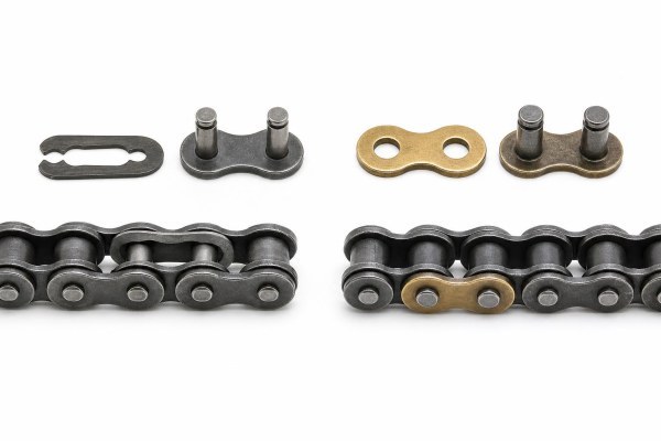 Eslabones de enganche para moto con clip y remache