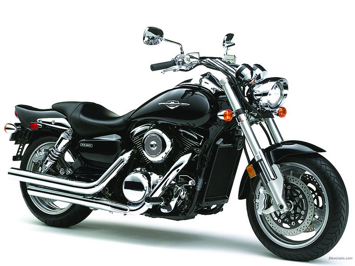 SUZUKI VZ