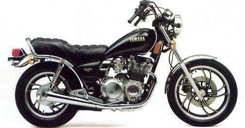 YAMAHA MAXIM